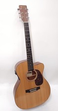 Guitare acoustique électrique