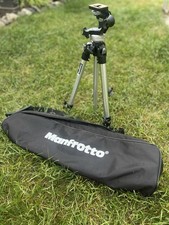 Manfrotto Tripod 190SH & #056 3-Way Tripod Head