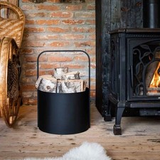 Panier en bois de cheminée