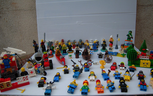 Lot vrac personnages - de, 57