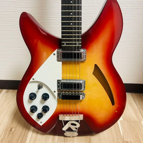 Guitare électrique gauche - , de