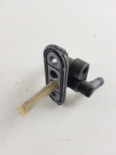 Robinet essence yamaha - robinet,