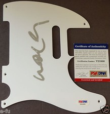 WILLIE NELSON Signed Fender Telecaster Pickguard PSA/DNA COA Certified Autograph