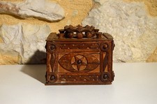 Boîte carrée en bois