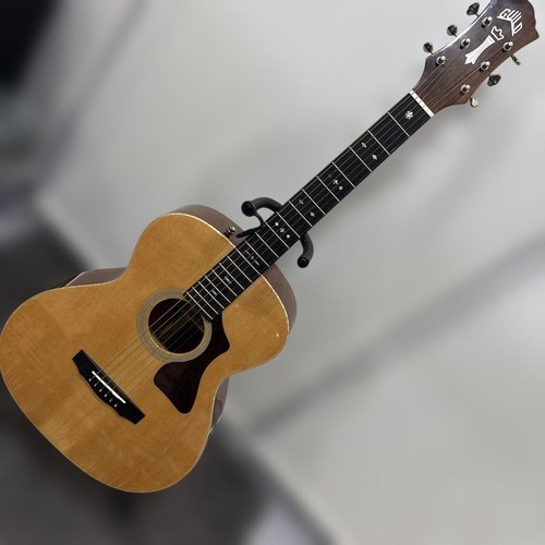 Guild acoustic guitar - guild,