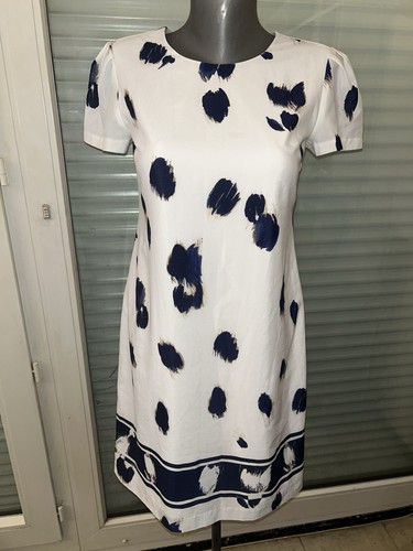 Petite robe très chic - petite, banana
