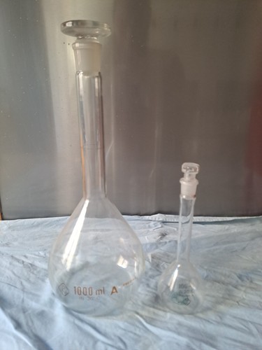 Pièces fioles jaugées avec - 2,