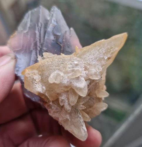 Yellow calcite fluorite - calcite, on