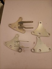 LOT GOUSSETS MOTEUR MOTEUR AV7