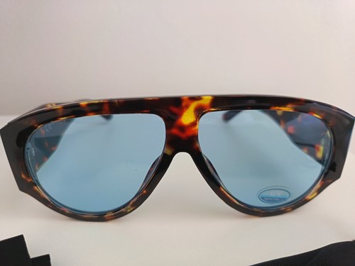 Lunettes soleil style - de,