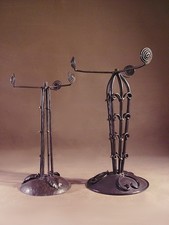 LEON CHAPELLE deux pieds de