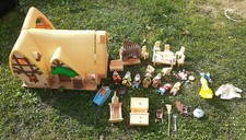 DISNEY SNOW WHITE COTTAGE HOUSE 7 DWARFS MASURE ACCESSORY DOLL MINIATURE
