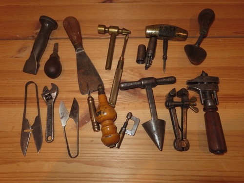 Lot outils anciens - lot, fer