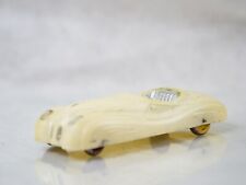 VOITURE CELLULOÏD roues en