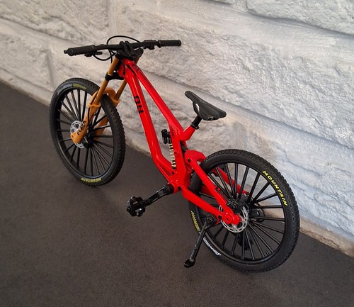 Vélo vtt miniature échelle - vtt,
