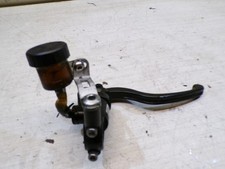 Maître cylindre de frein