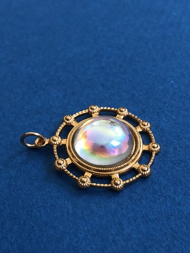 Pendentif vintage roue - , de