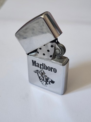 Briquet zippo vintage 1990 - briquet,