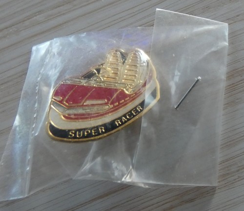 Rare pin vintage fete - pin's,