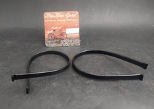 NOS PAIRE DE SERRE PANTALON