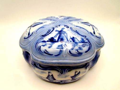 Boîte bonbonnière époque - /,