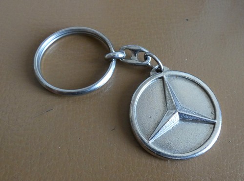 Ancien porte clé - , métal