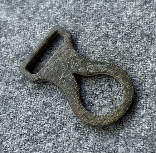 élément 1895 casque pointe - ÉlÉment, a