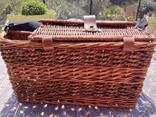 Panier de pique nique en osier