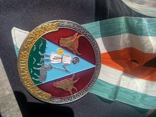 Médaille émaillée