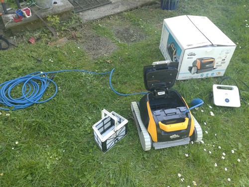 Robot piscine dolphin - de, e20