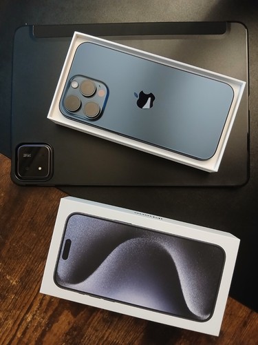 Apple iphone pro - 15,