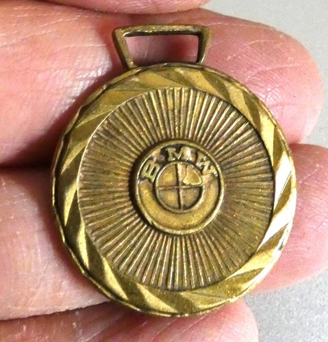 Ancien porte clé métal doré