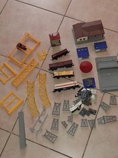 Lot de 4 Wagons + divers