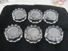 6 réhausseurs en verre moulé pour table, tablette, etc