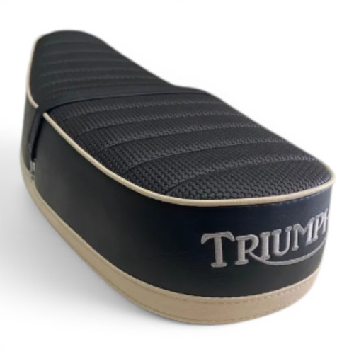 Selle personnalisée noire