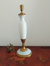 LAMPE EN VERRE OPALIN BLANCHE