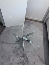 Table basse en verre moderne - design épuré