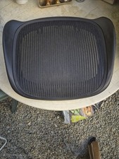 Assise Herman Miller Aeron Couleur Carbone 3d01 Taille B