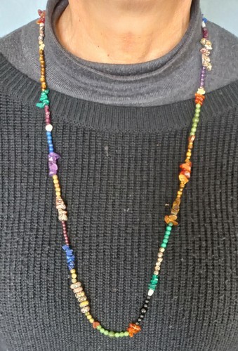 Collier sautoir pierres - en,