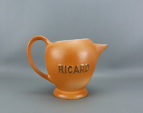 Ravissant ancien pichet