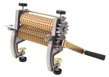 Rouleau d'attendrisseur manuel