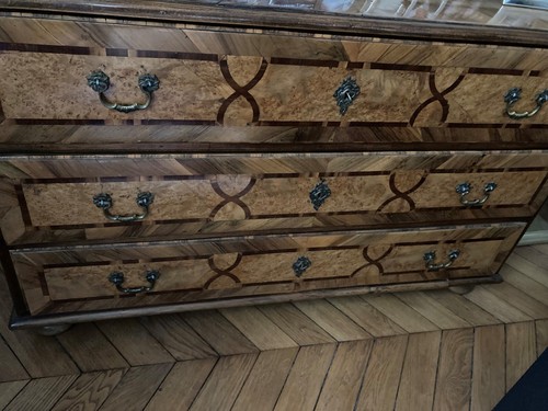 Commode baroque autrichienne