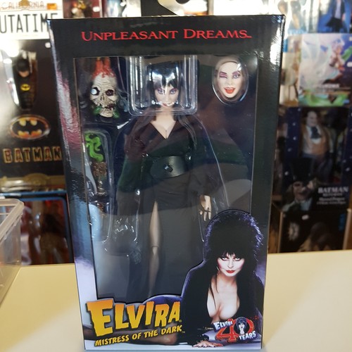 Elvira mistress the dark - of,
