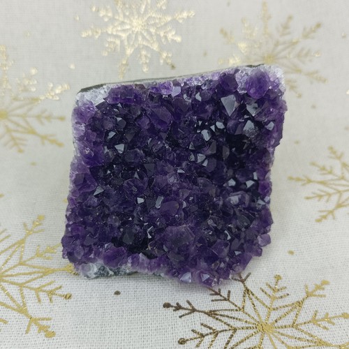 Améthyste violette géode - /, /