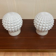 PAIRE D'APPLIQUES OPALINE