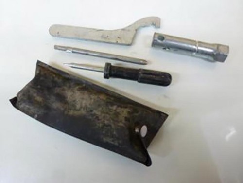 Outillage origine pour moto