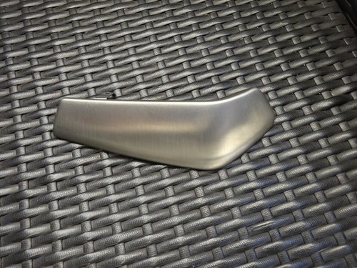 Cache radiateur droit - cache-radiateur, cover