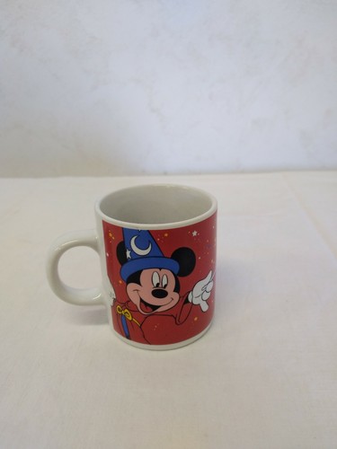 Disney mickey the - mickey, apprentice