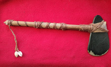 Ancienne hache ostensoir kanak