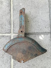 Lambretta model B  125cc 1949 FRONT MUDGUARD and CENTRAL COVER with BADGE